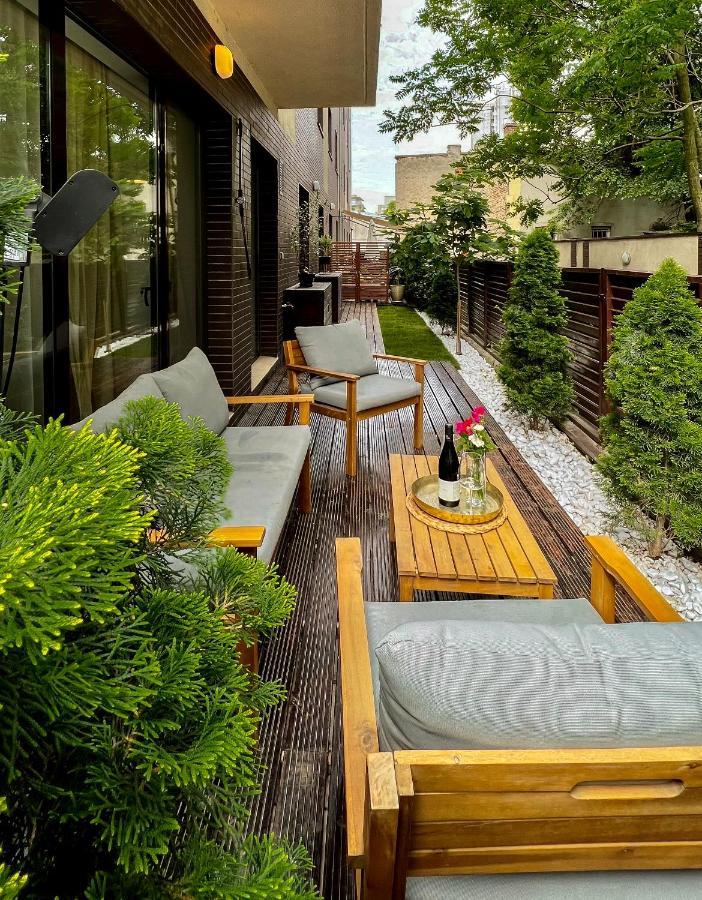 Green Corner Apartment Bukarest Exterior foto